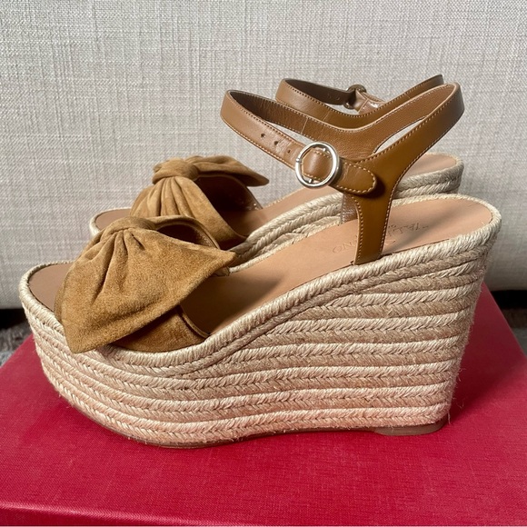 Valentino Suede Bow Wedges - Picture 11 of 14